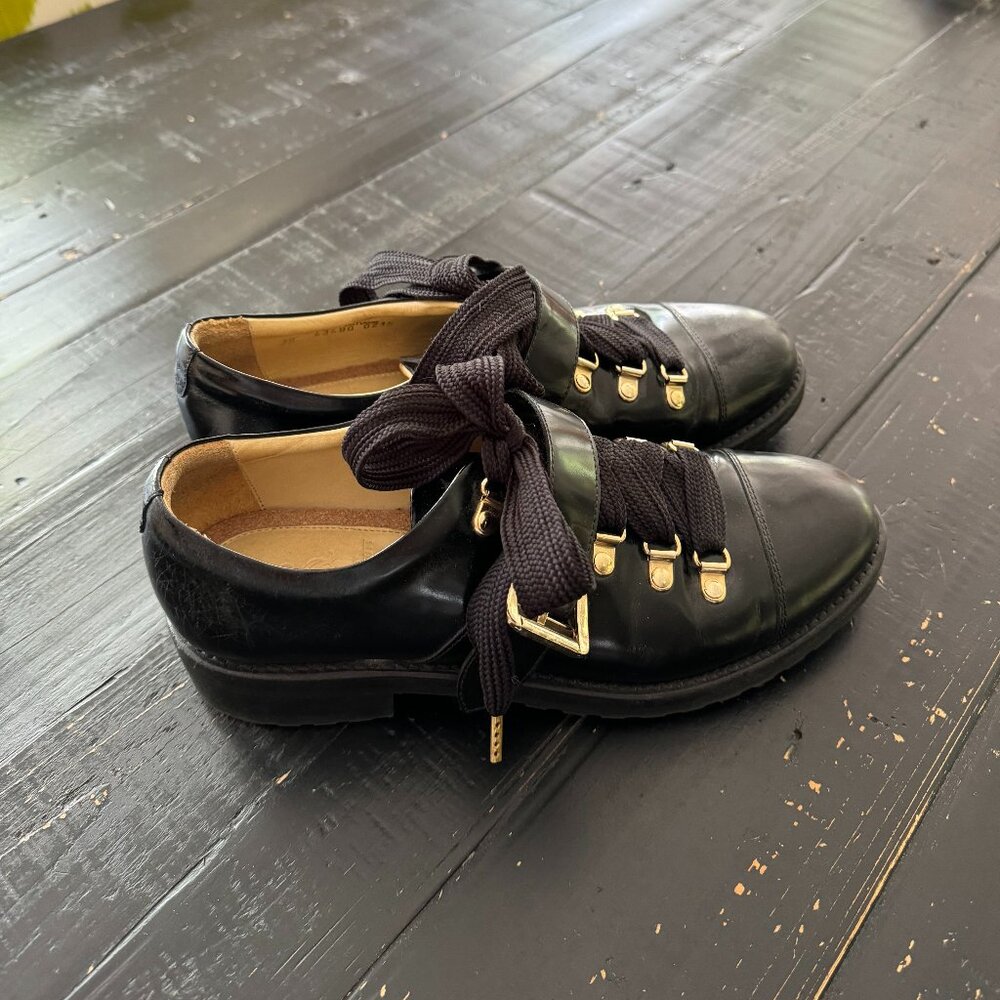 Office of Angela Scott Mr. Logan Oxford shoes